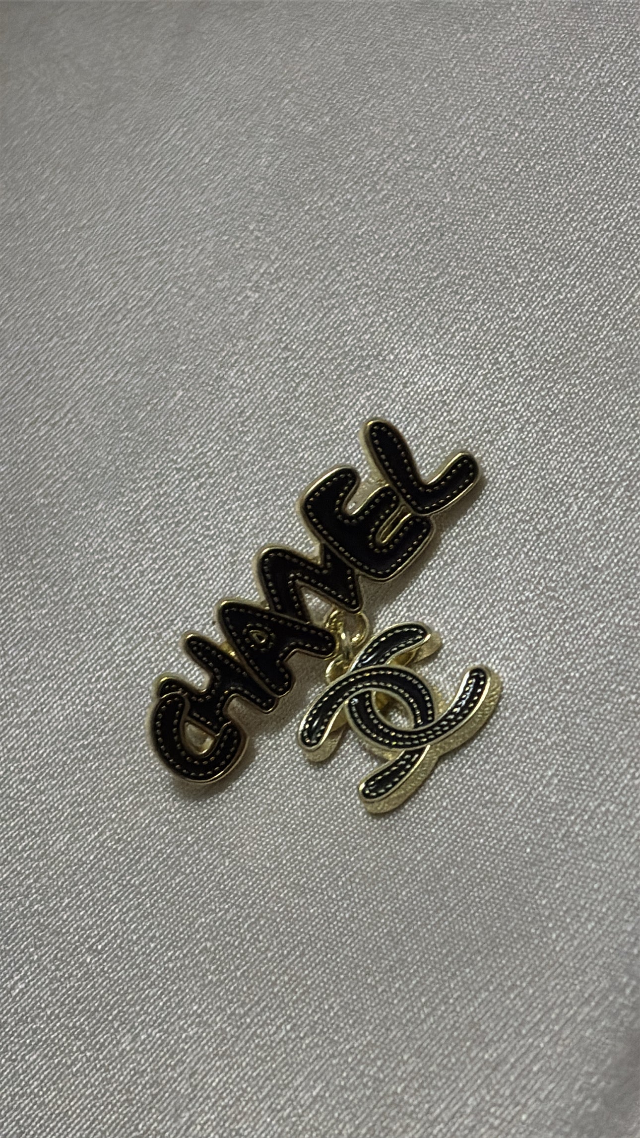 Chanel Broche