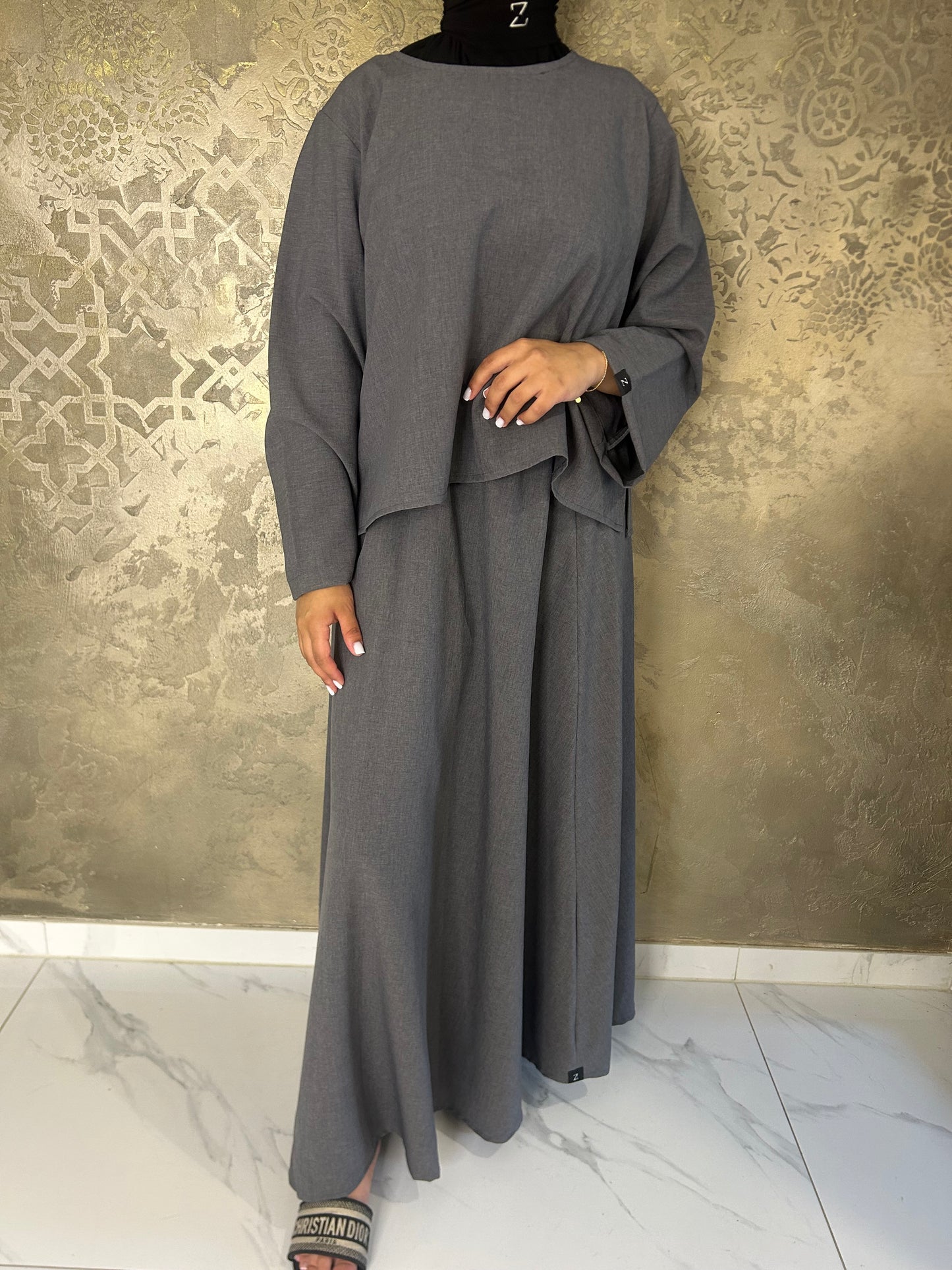 Grey set